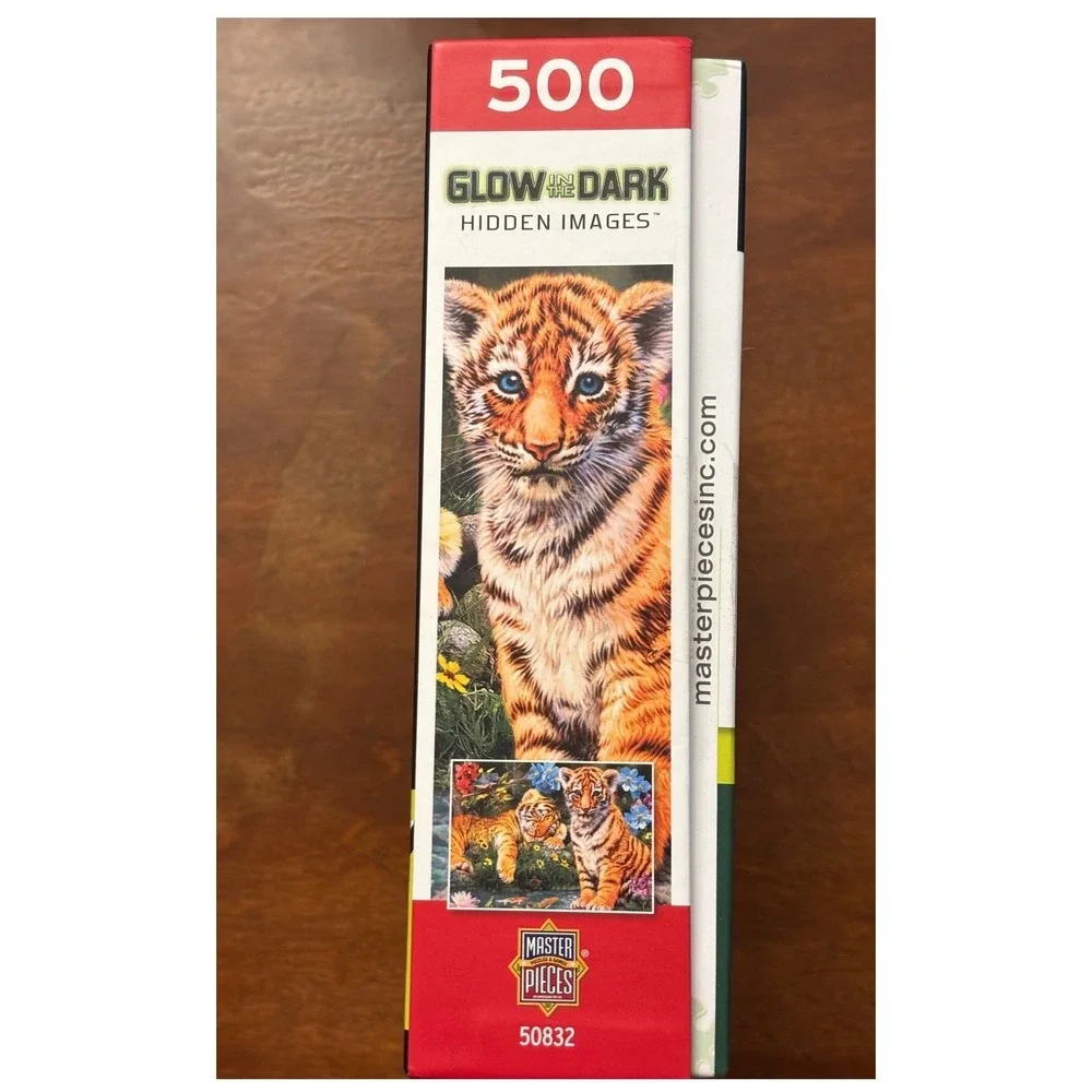 MasterPieces Glow In The Dark Tiger‎ Cubs 500 Piece Jigsaw Puzzle  Hidden images